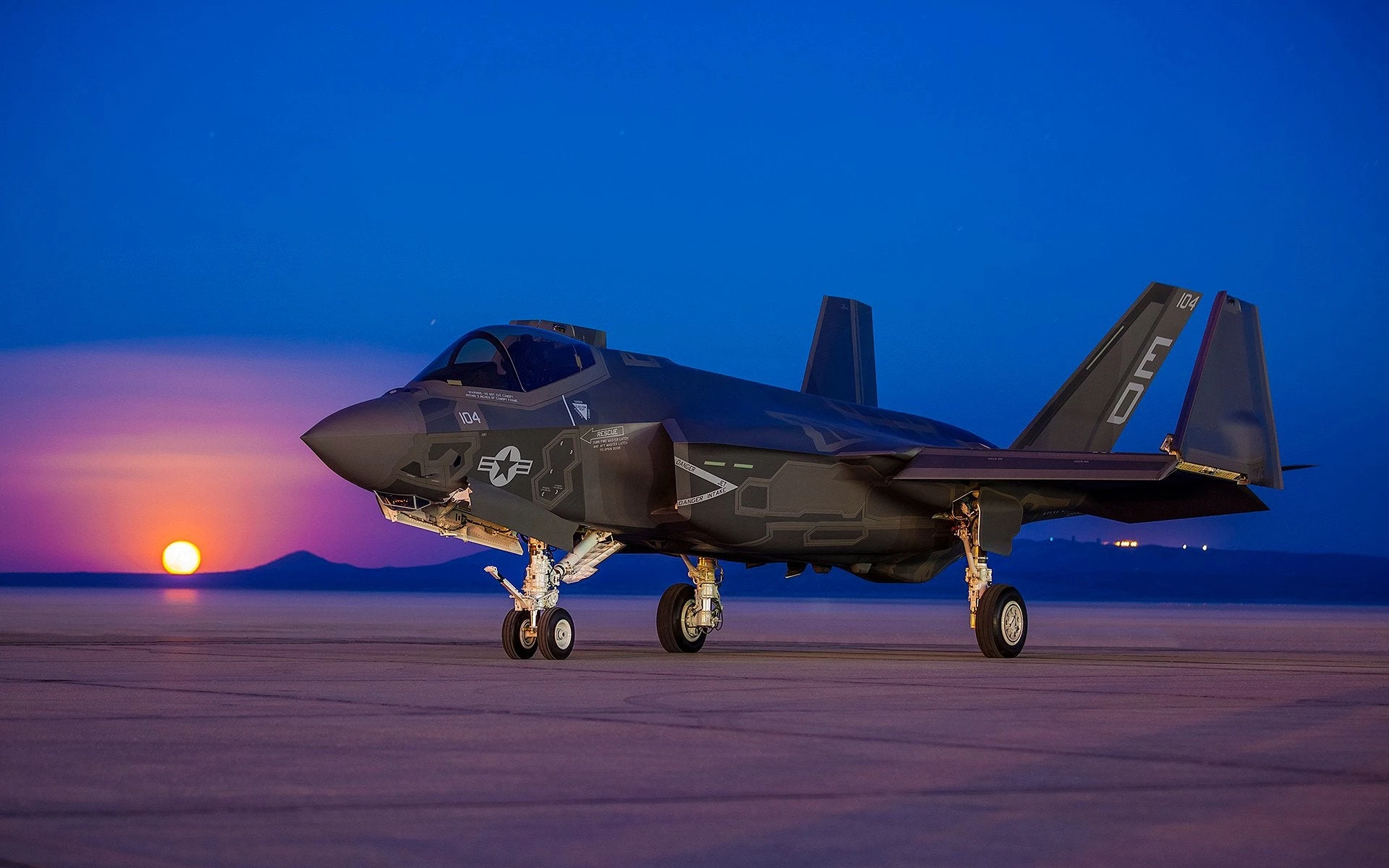 Καθηλώνονται όλα τα μαχητικά F-35 – Τεράστιο φιάσκο λόγω τεχνικού προβλήματος